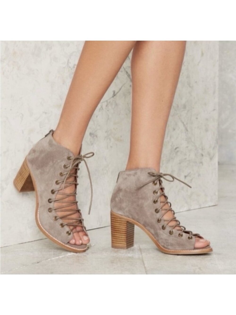 Jeffrey Campbell Cors Taupe Suede Peep Toe Lace Up Ankle Booties Sz 6 Block Heel